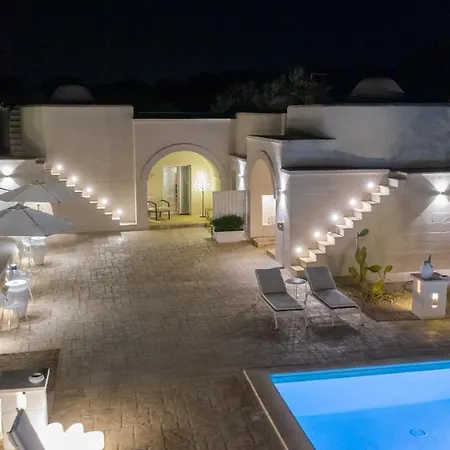 Trulli Moonlight Da Grace * Ostuni