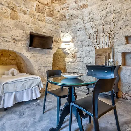 B&B Trulli Moonlight Da Grace 오스투니