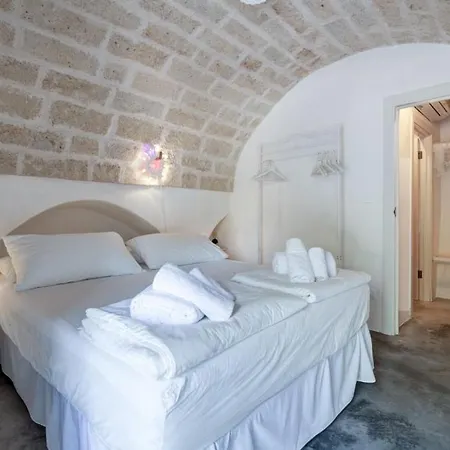 Trulli Moonlight Relais