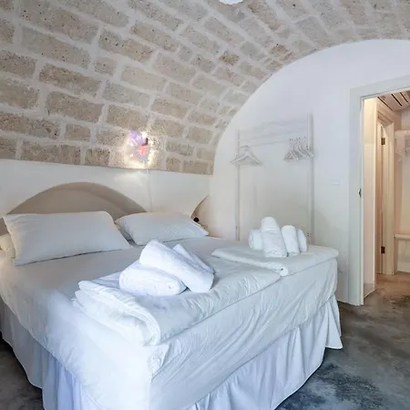 Trulli Moonlight Da Grace 住宿加早餐酒店