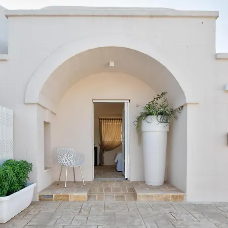 Trulli Moonlight Da Grace 4* 奥斯图尼