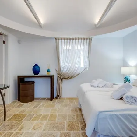 Trulli Moonlight Relais Bed & Breakfast