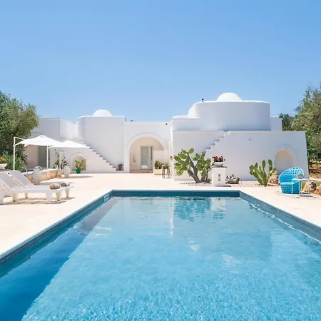 Trulli Moonlight Relais