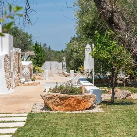 Trulli Moonlight Relais Bed & Breakfast Ostuni