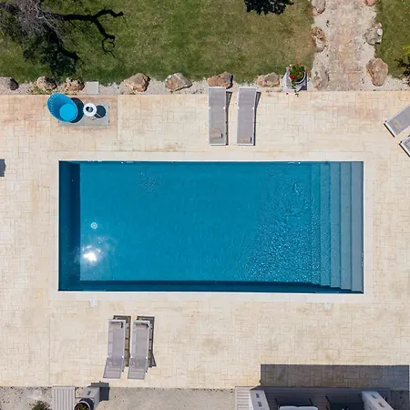 Bed & Breakfast Trulli Moonlight Relais 4*
