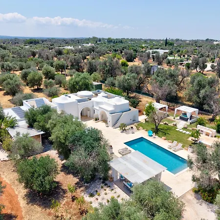 Trulli Moonlight Relais