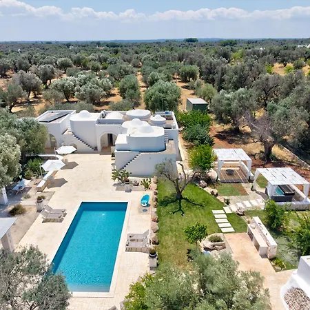 Trulli Moonlight Relais