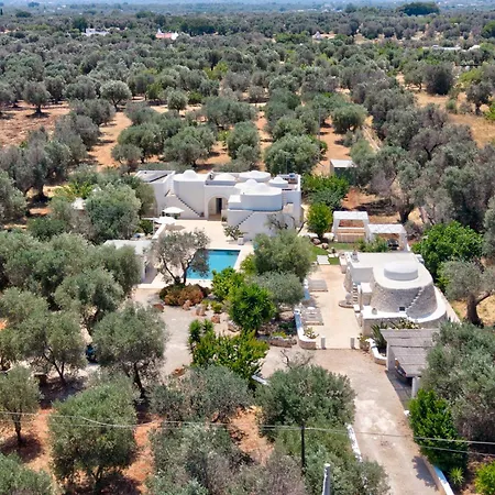 Trulli Moonlight Relais